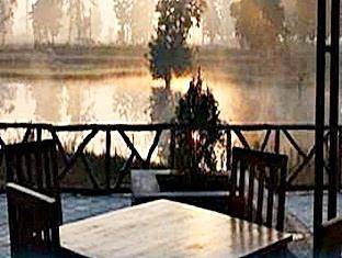 Tiger Lagoon Hotel Bandhavgarh National Park Exterior photo